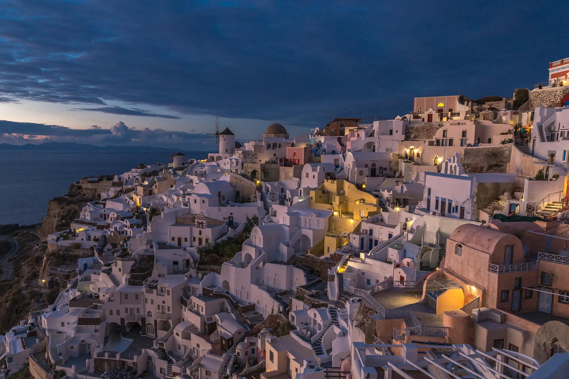 Fall Travel in Santorini: What to Expect