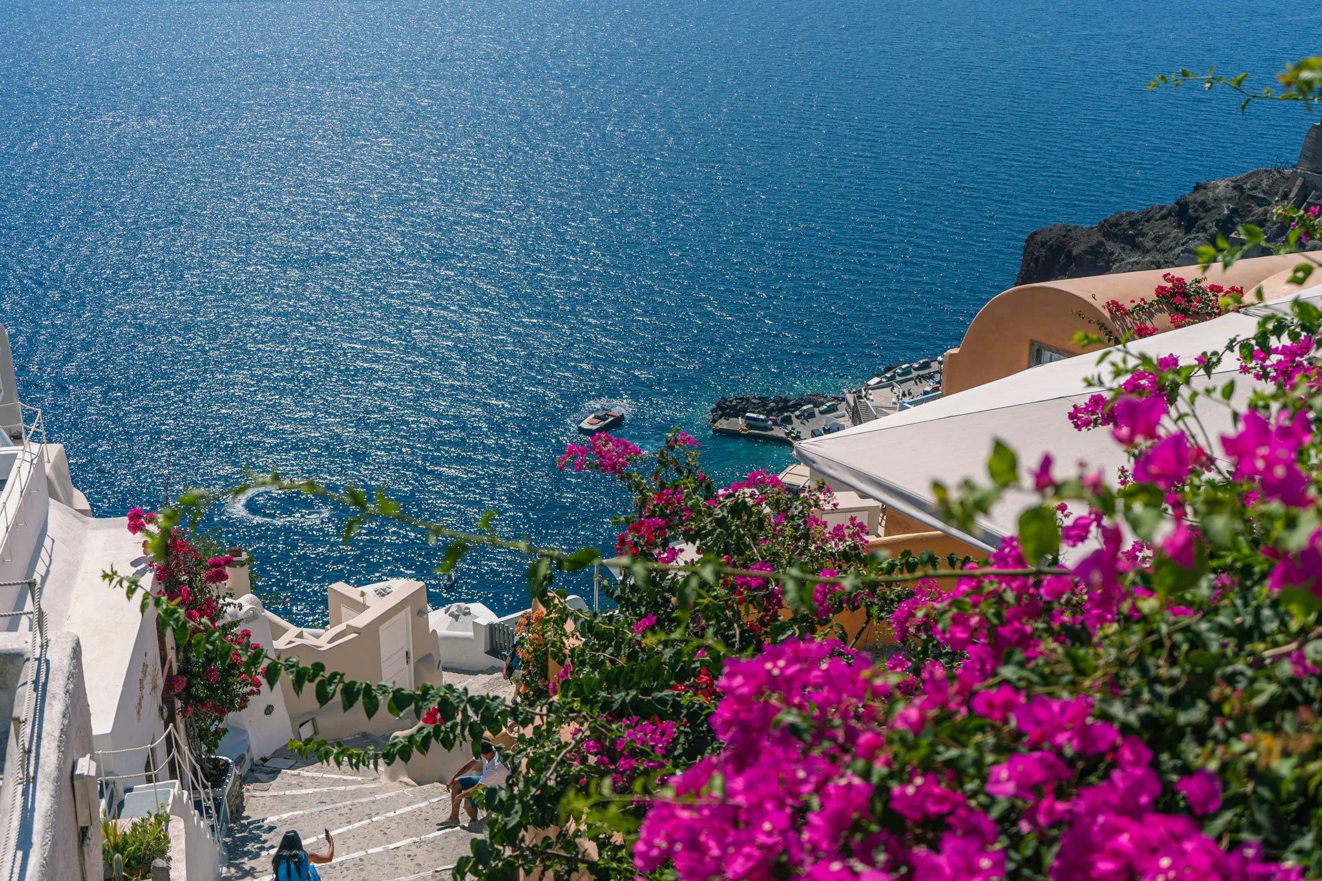 Best Time to Visit Santorini